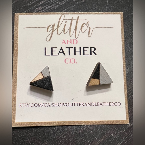 Geometric Mountain Earrings - New - Picture 1 of 3